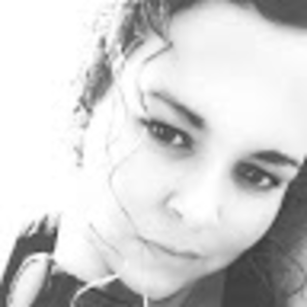 Meet your Posher, Stacia